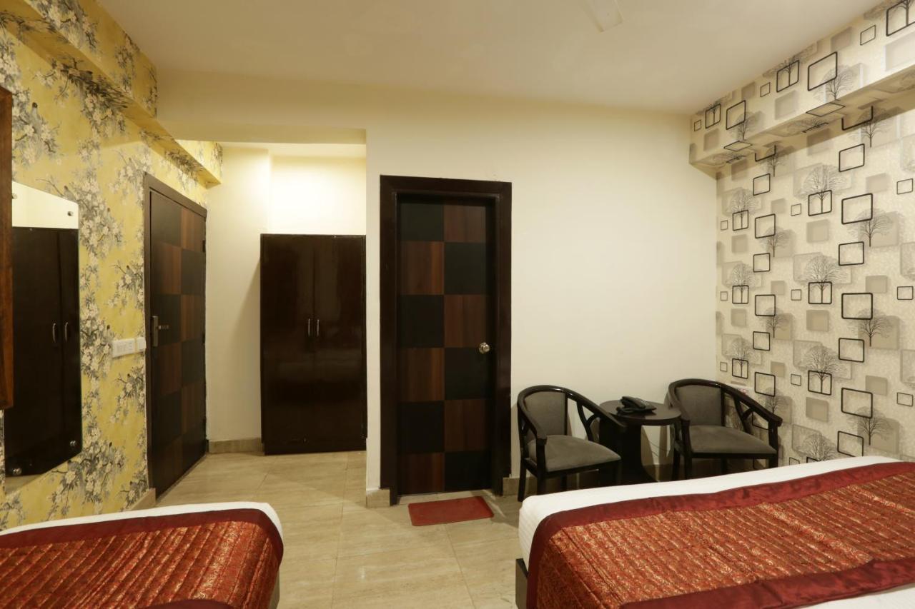 Hotel Airport Star Nueva Delhi Exterior foto